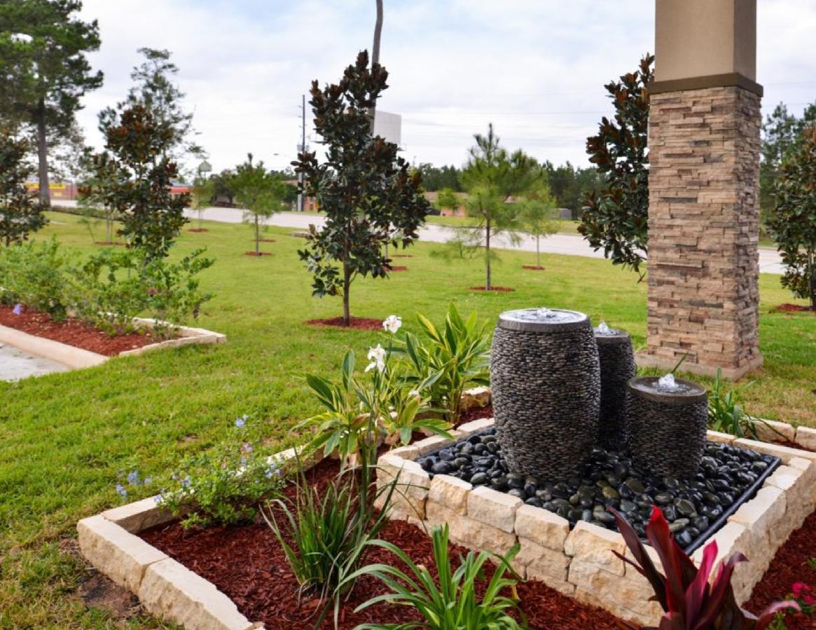 Scottish Inn & Suites - Conroe Eksteriør billede