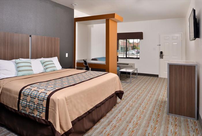 Scottish Inn & Suites - Conroe Eksteriør billede